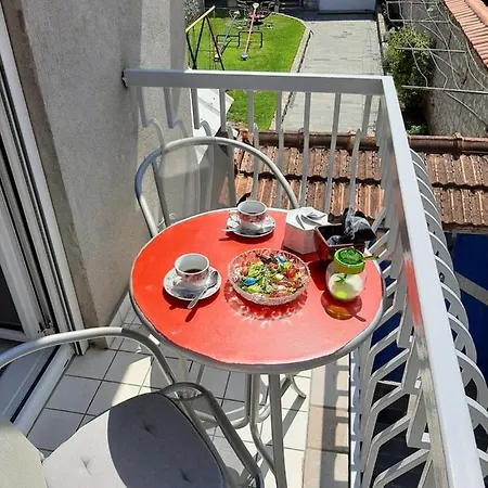 Apartament Araptman Trim *